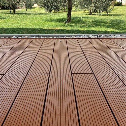 Pardoseala exterior WPC 2,4x14,6x200cm maro wpc2420-brown